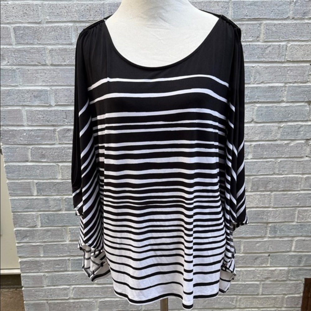 Chico’s knit kit paintbrush stripe butterfly sleeve top X/XL